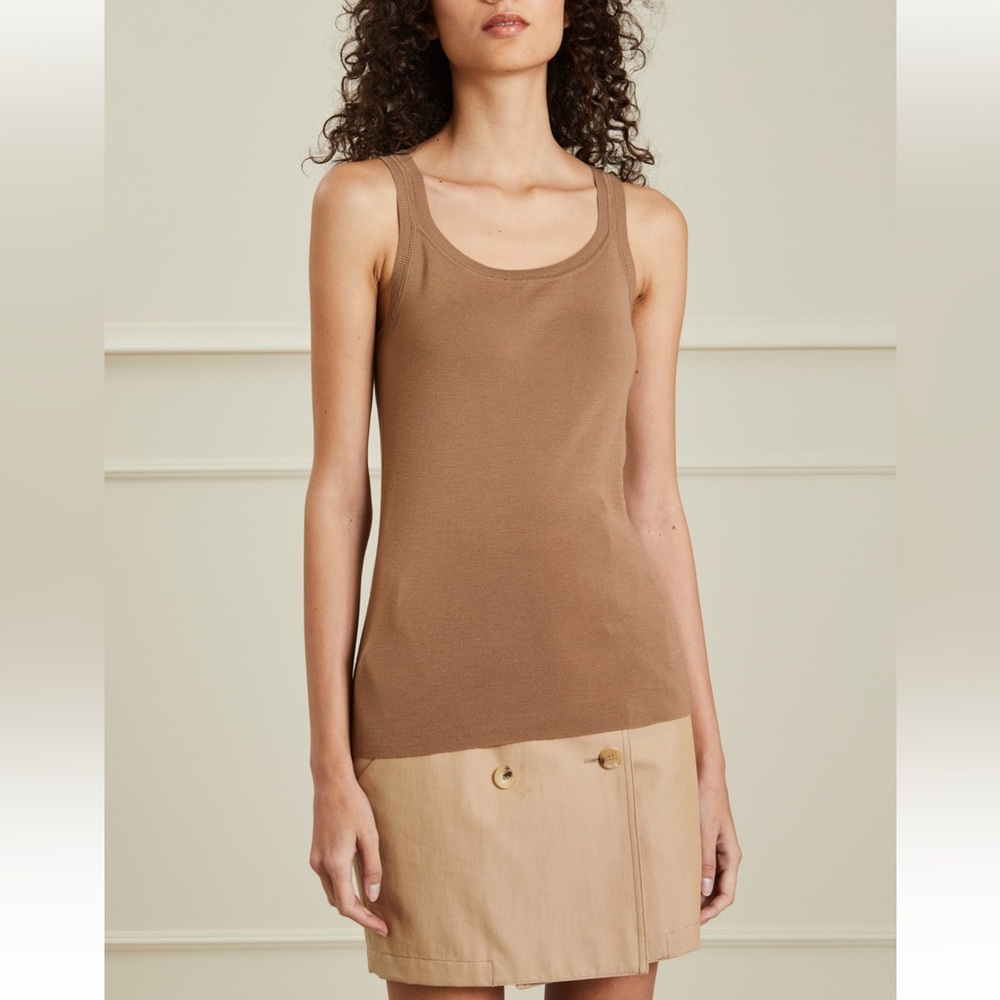 Max Mara Label-cut Wool Tank Top Size: Medium Spring/Summer/Fall